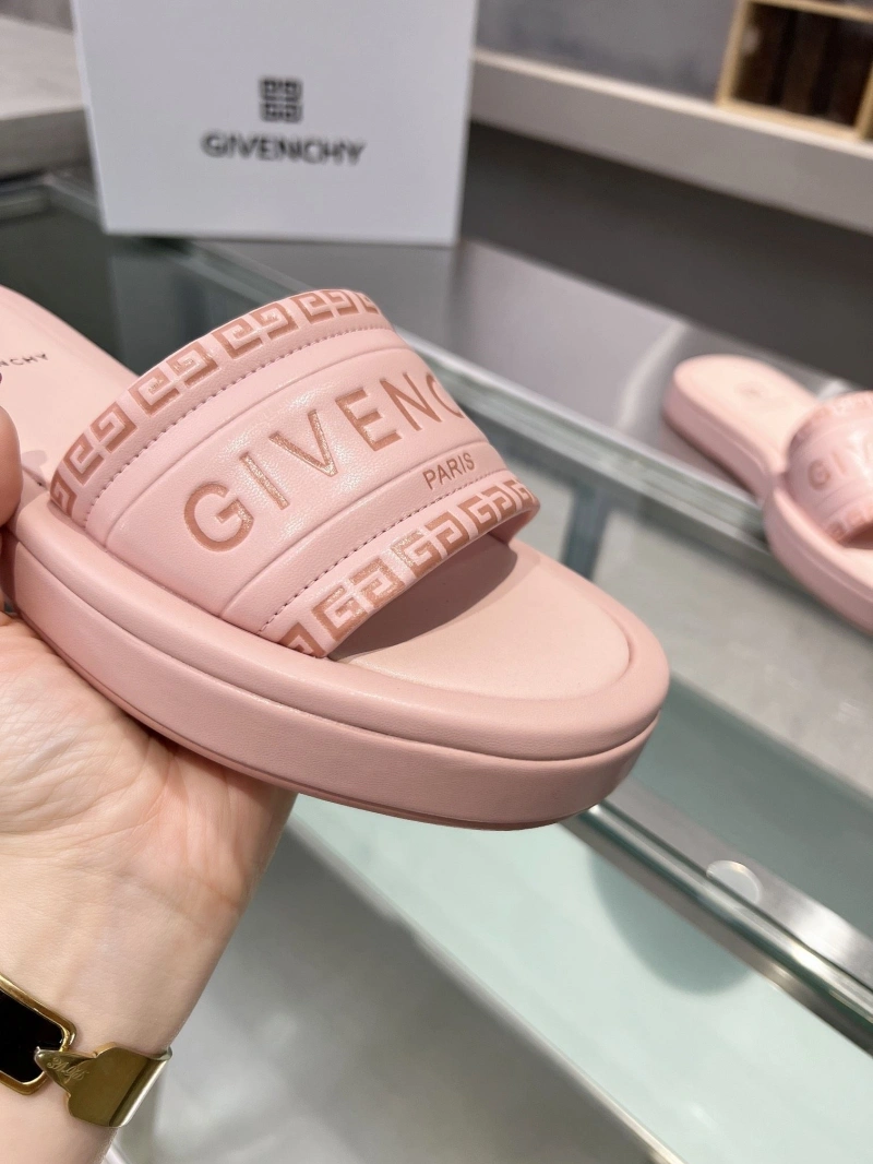 Durable Gxvxnchy Slippers 154746