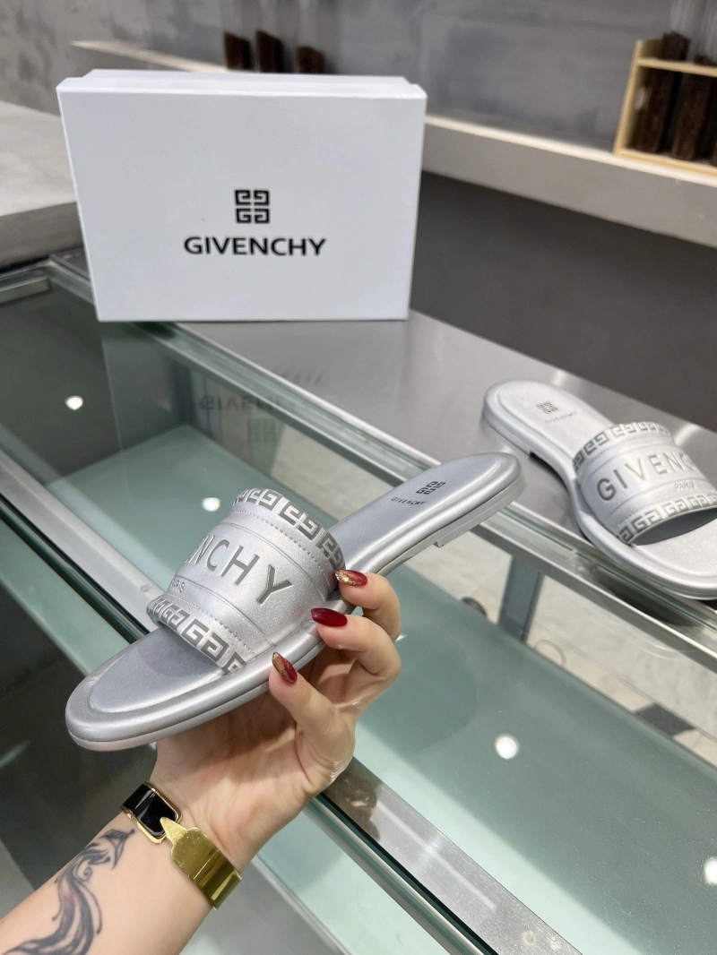 Gxvxnchy Slippers WellDesigned 154748