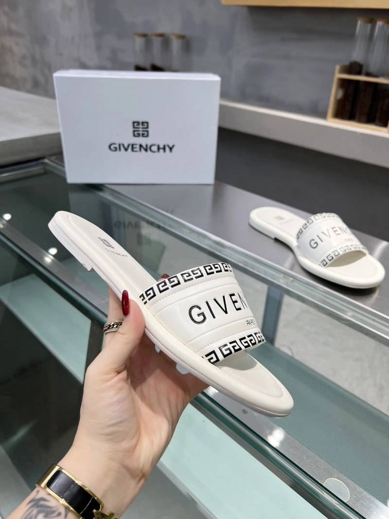 Fashionable Gxvxnchy Slippers 154738