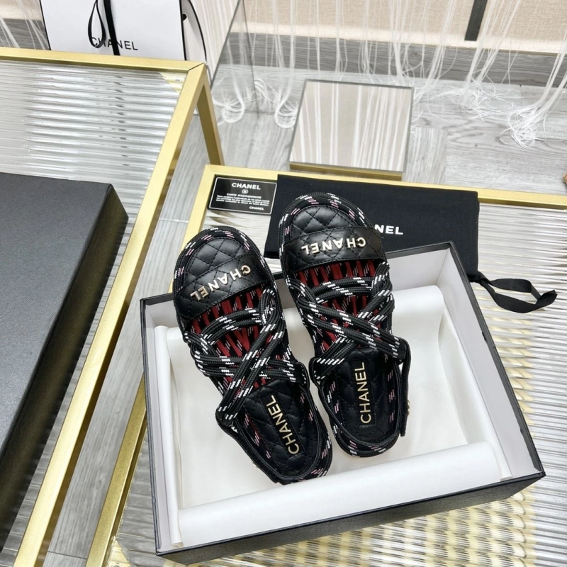 NewStyle Chxnxl Sandals 133597