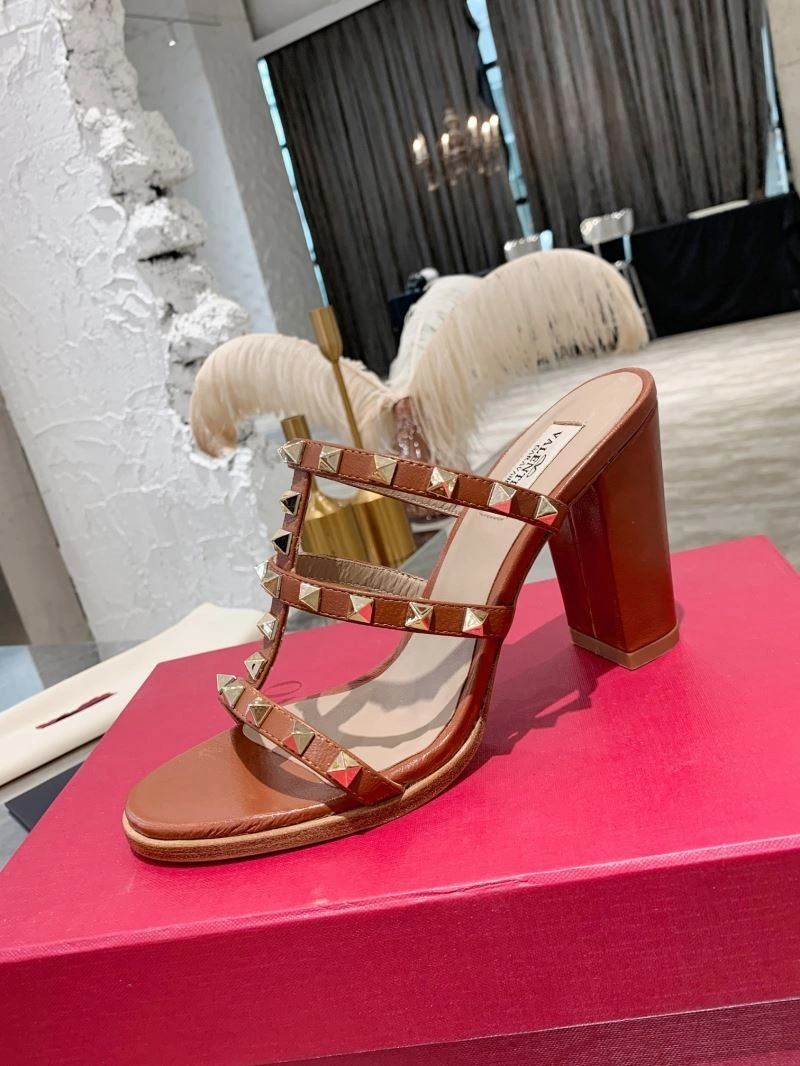 Cozy Vxlxntino High Heels 233385