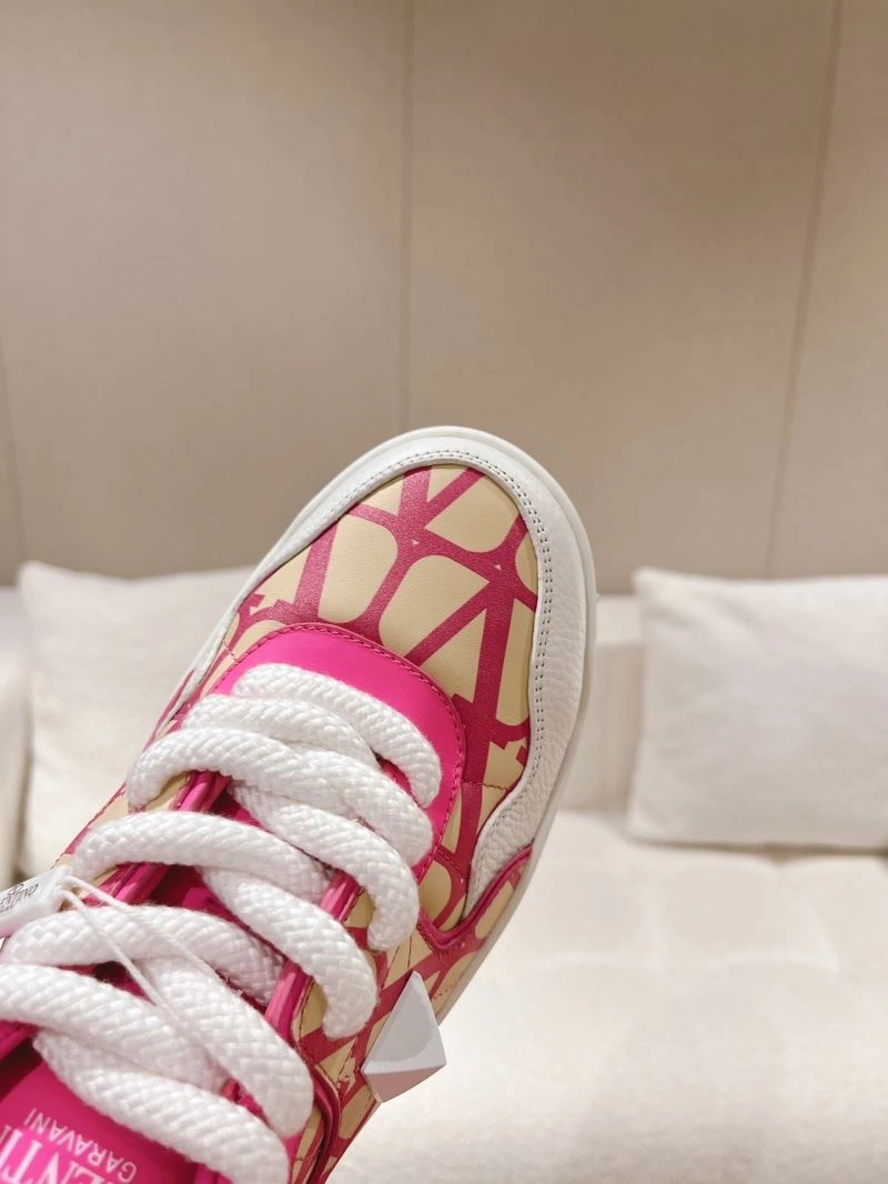 Sleek Nxkx Sneakers 200233