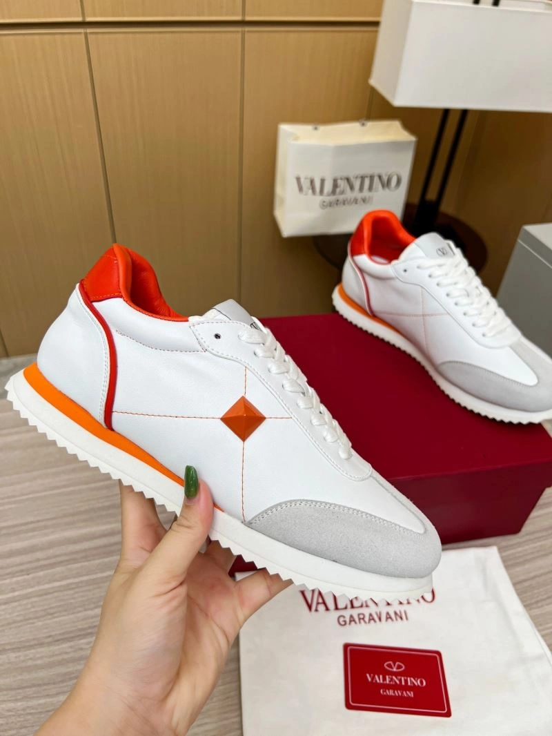 Vibrant Vxlxntino Sneakers 233169