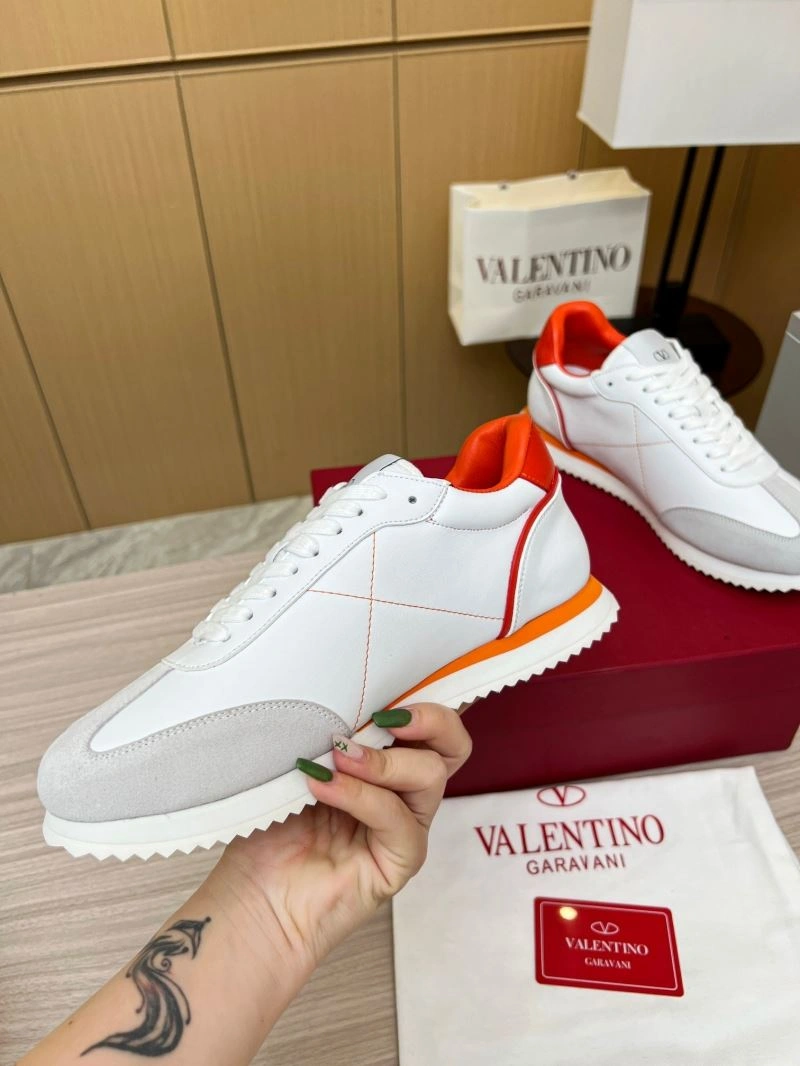 Vibrant Vxlxntino Sneakers 233169