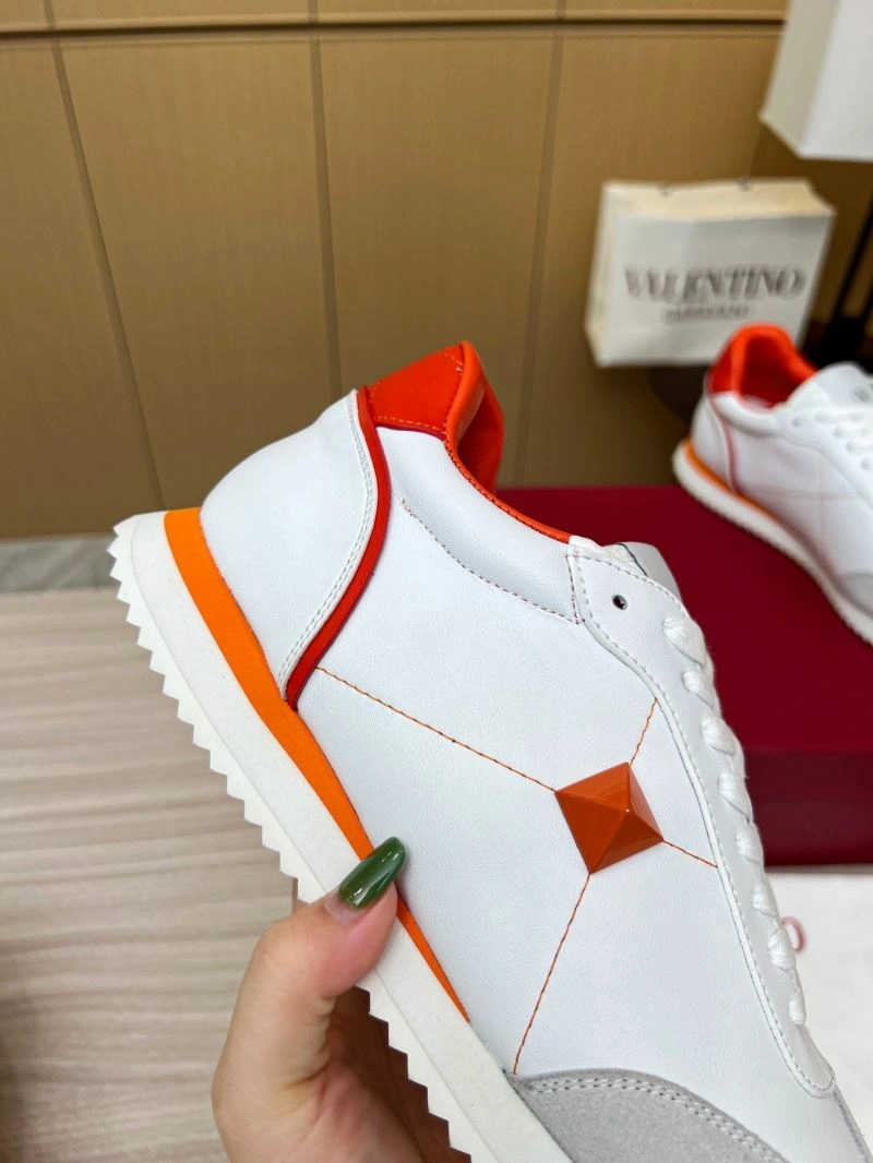 Vibrant Vxlxntino Sneakers 233169
