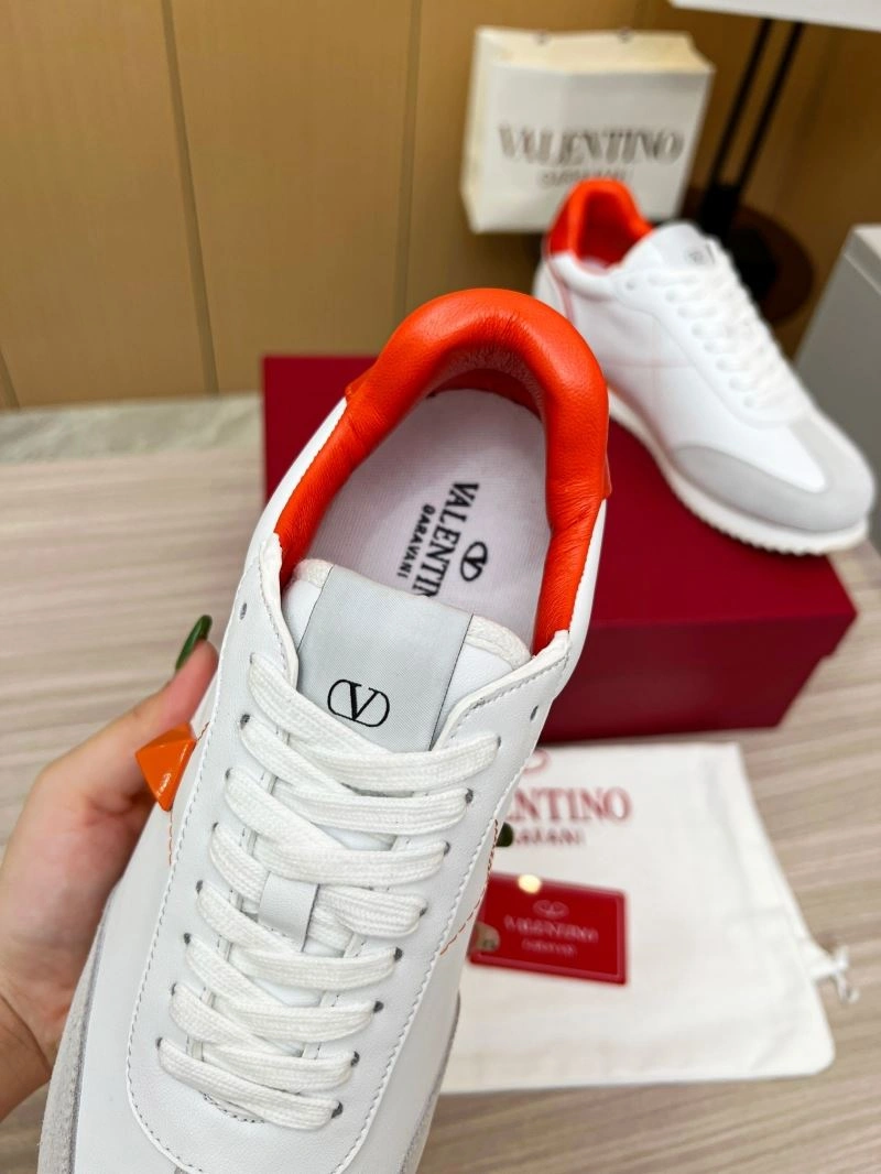 Vibrant Vxlxntino Sneakers 233169
