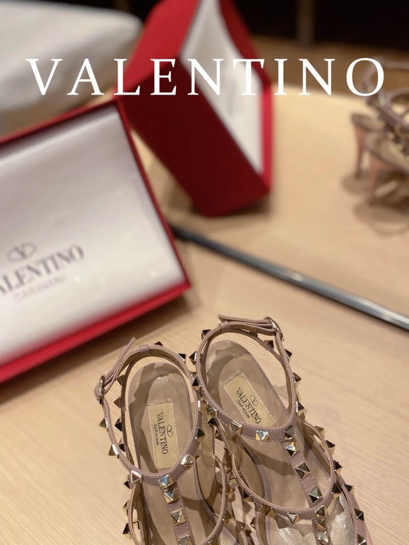 Bold Vxlxntino High Heels 233235