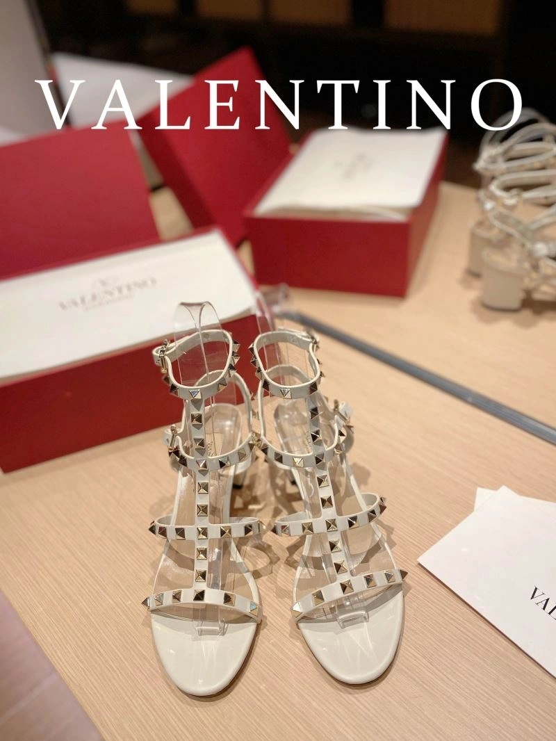ModernLook Vxlxntino High Heels 233187