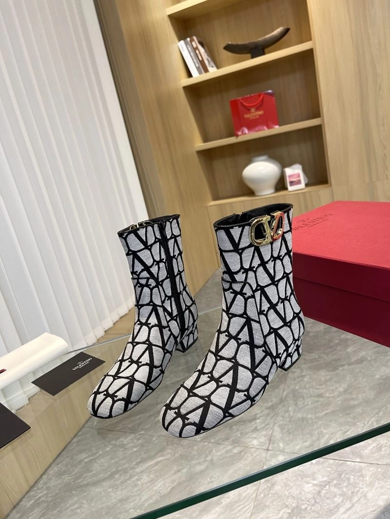 Vibrant Vxlxntino Boots 233422