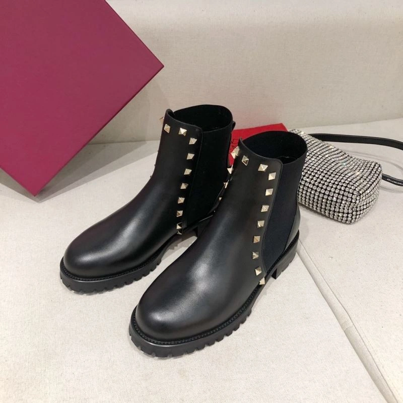 Versatile Vxlxntino Boots 233394