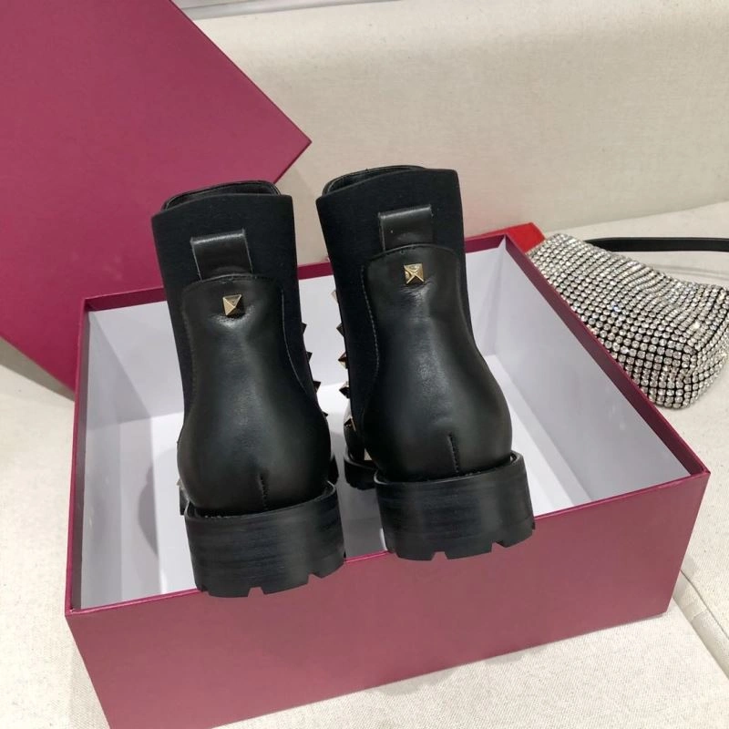 Versatile Vxlxntino Boots 233394