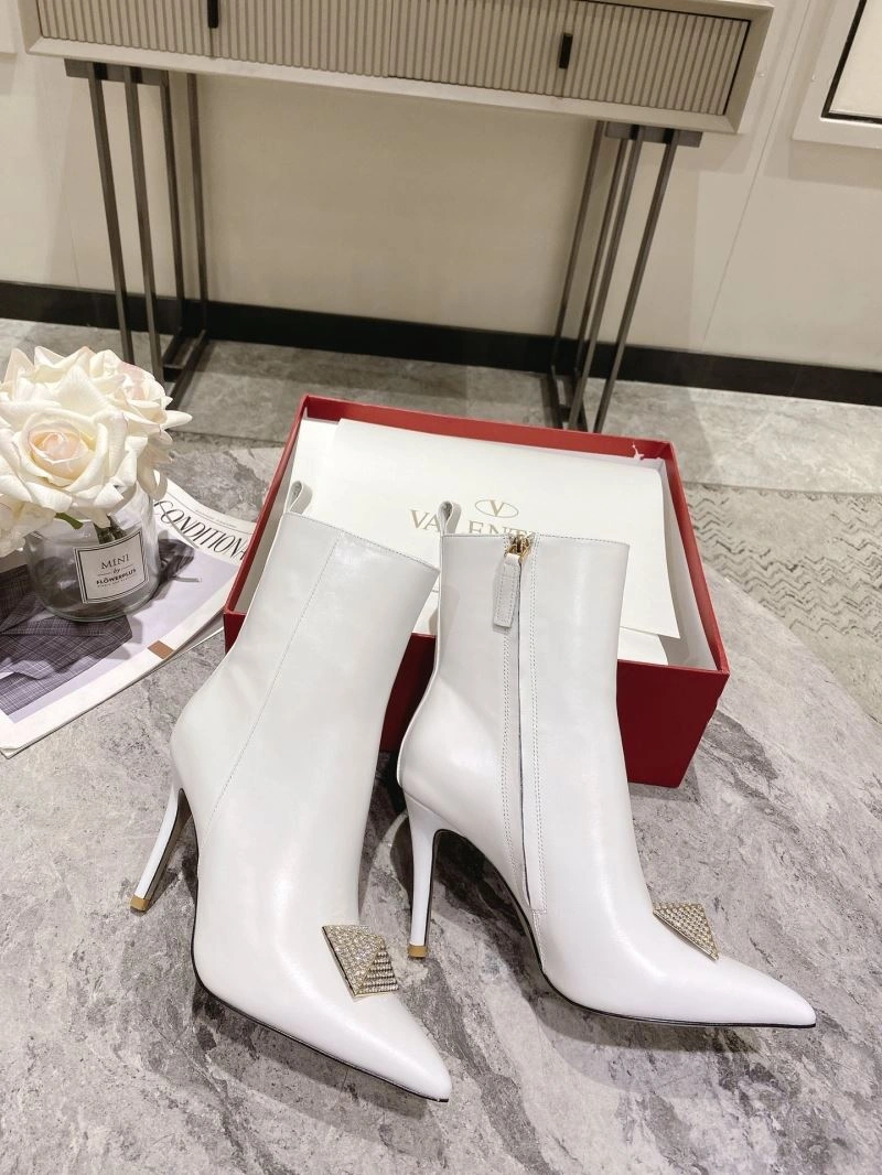 Modern Vxlxntino Boots 233387