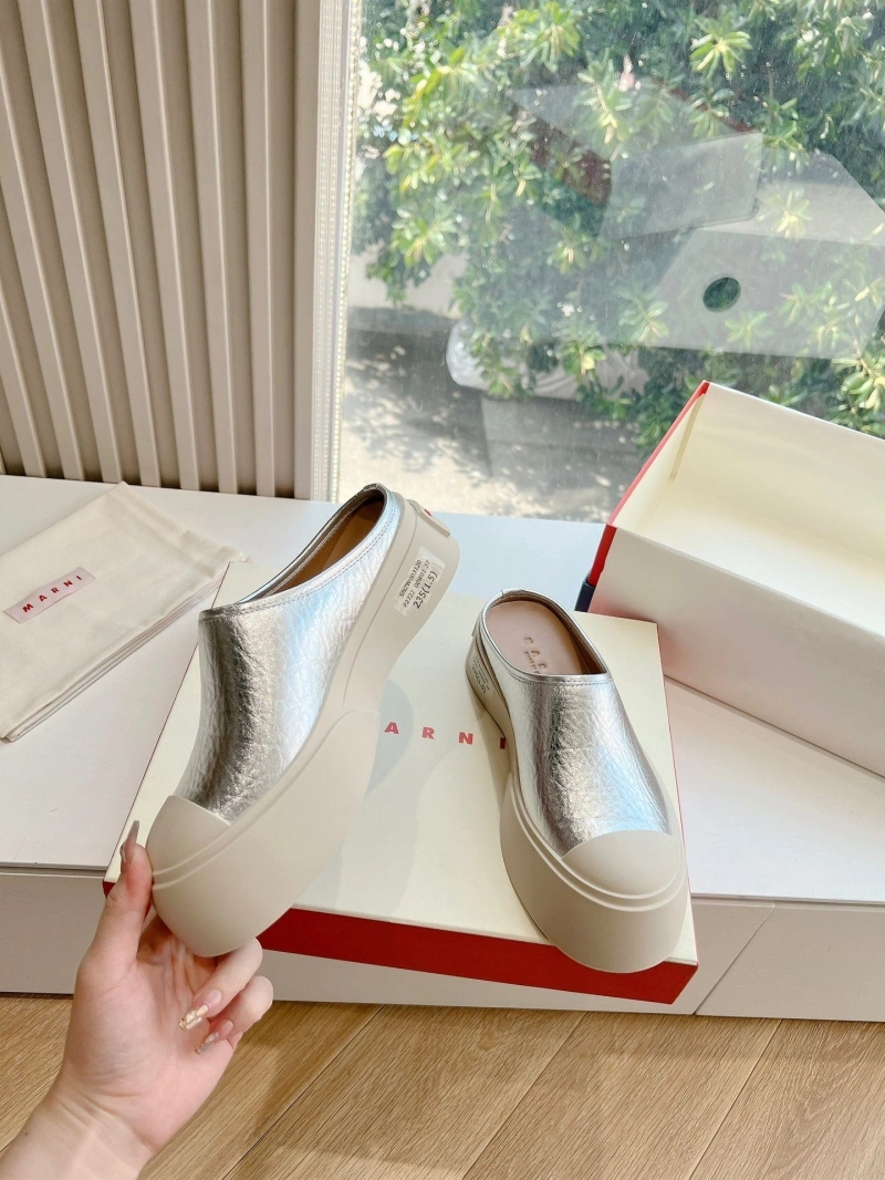 Othxr Slippers Stylish 215010