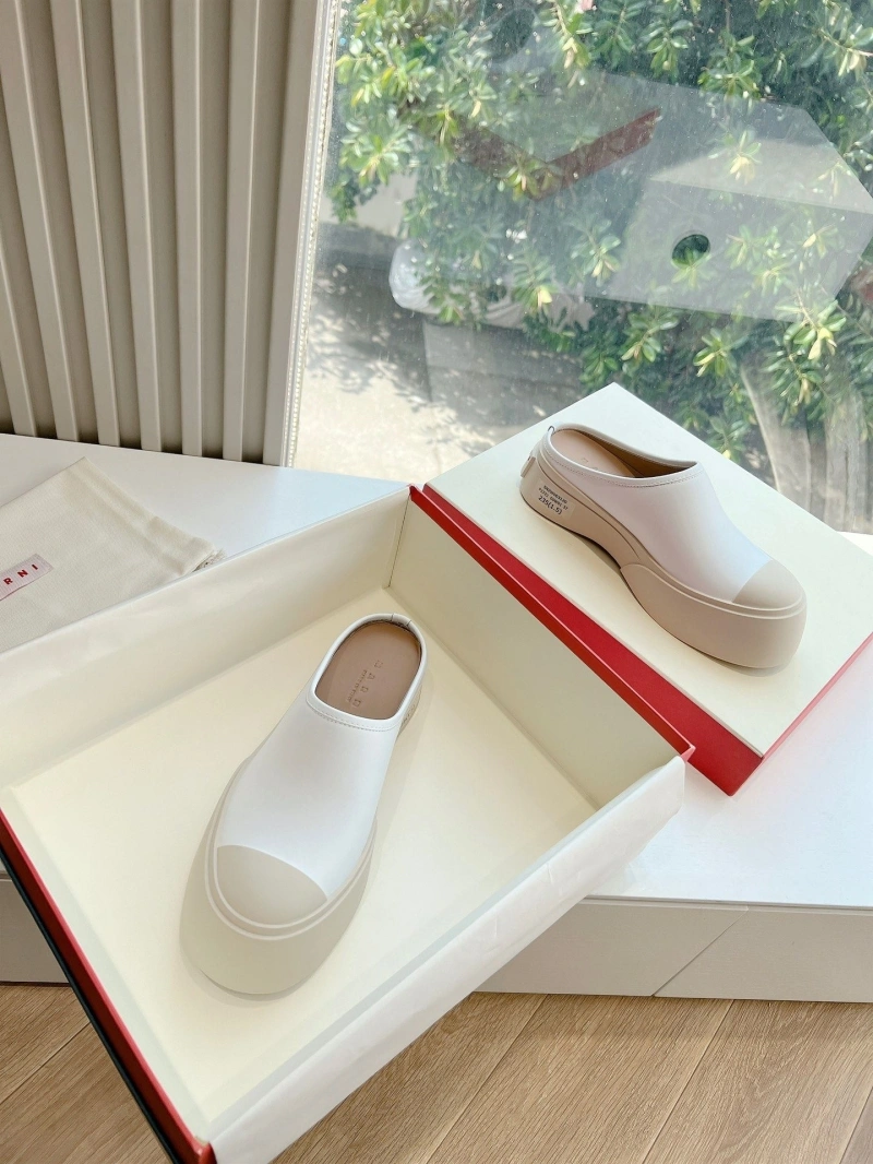 HighQuality Othxr Slippers 215012