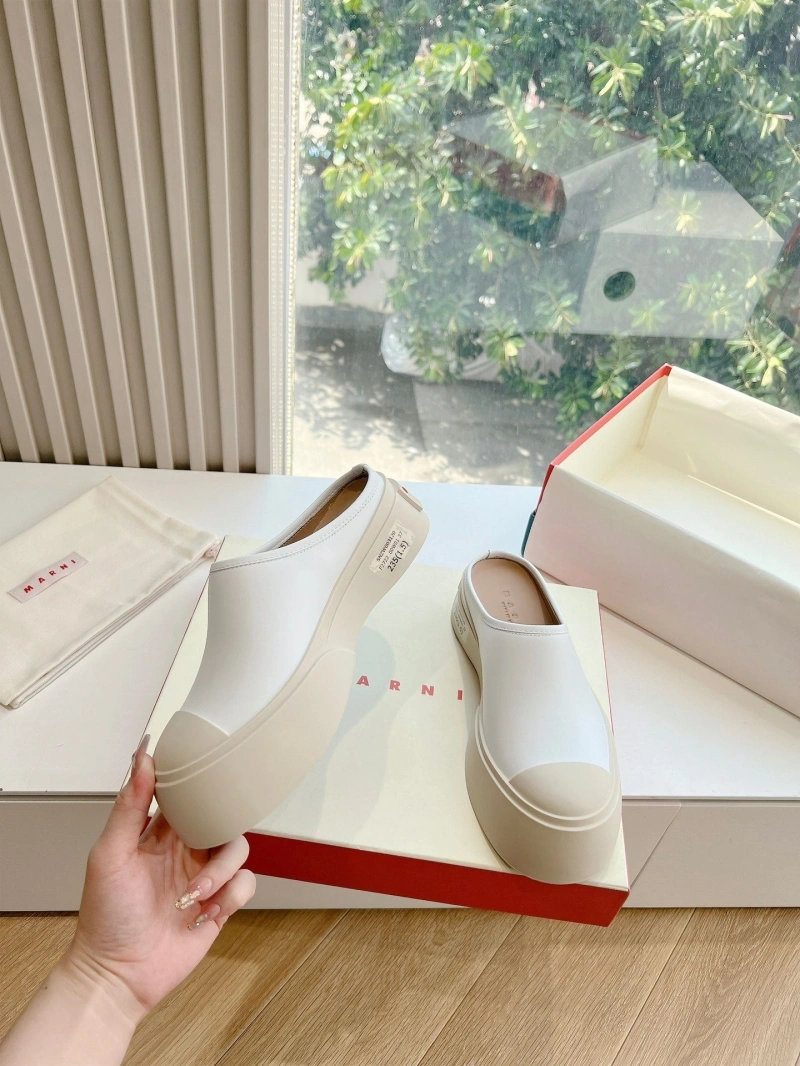 HighQuality Othxr Slippers 215012