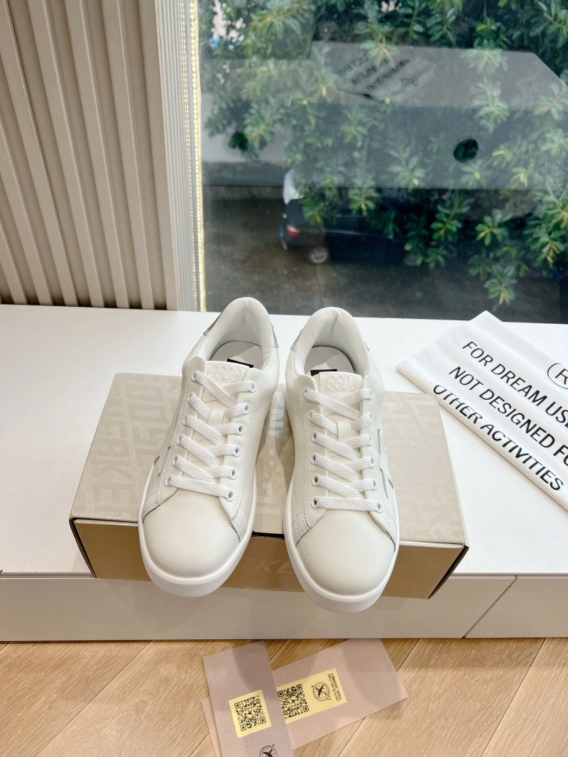 Comfortable Othxr Sneakers 214879