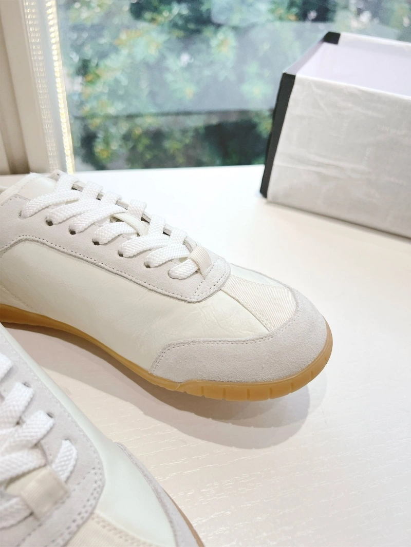 BestValue Chxnxl Sneakers 126047