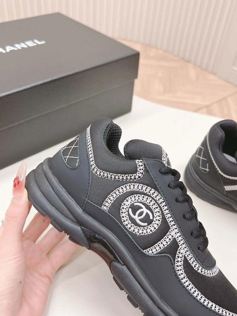 Practical Chxnxl Sneakers 126033