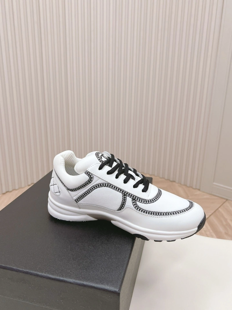 Bold Chxnxl Sneakers 126028