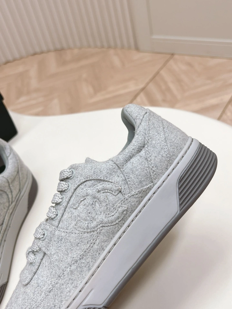 Comfortable Chxnxl Sneakers 126019