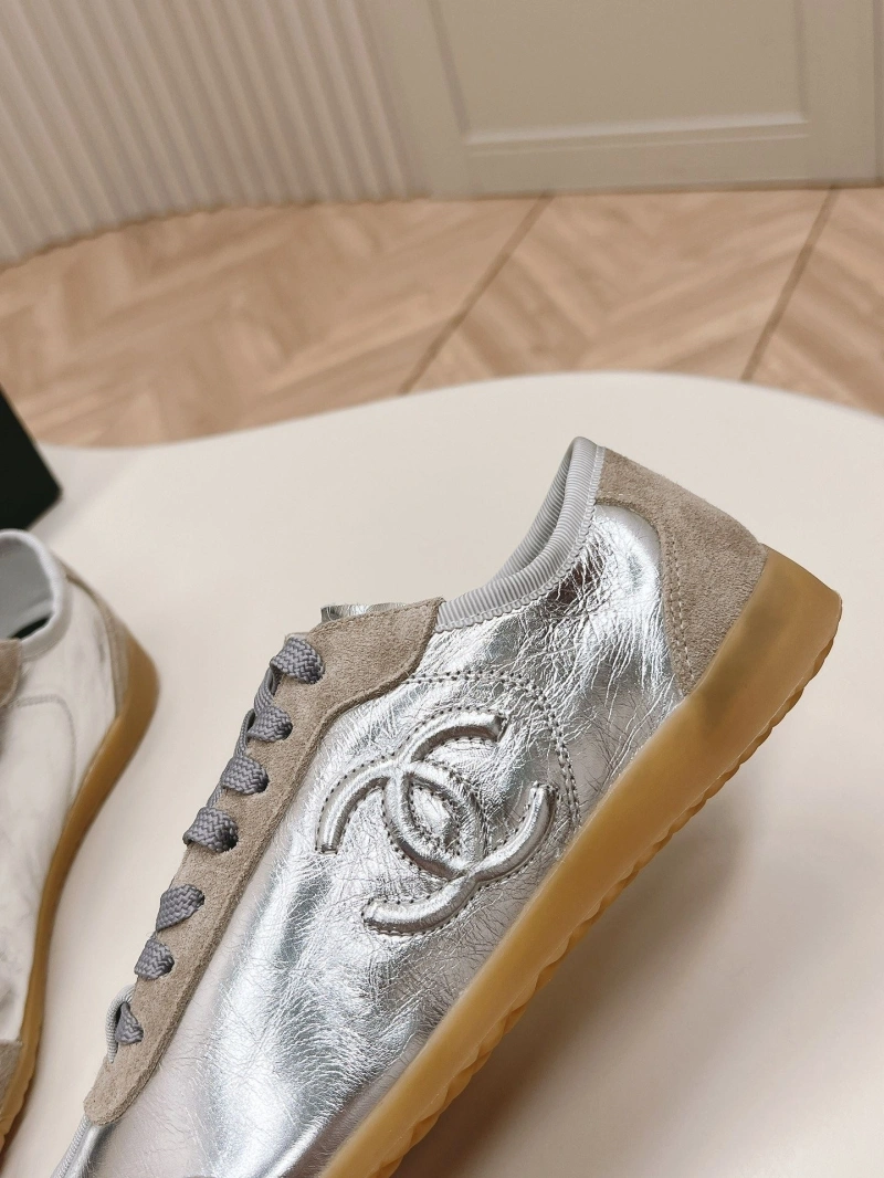 Minimalist Chxnxl Sneakers 126013