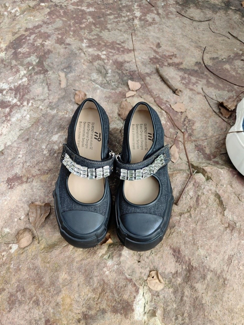 Trendsetting Othxr Sneakers 214856