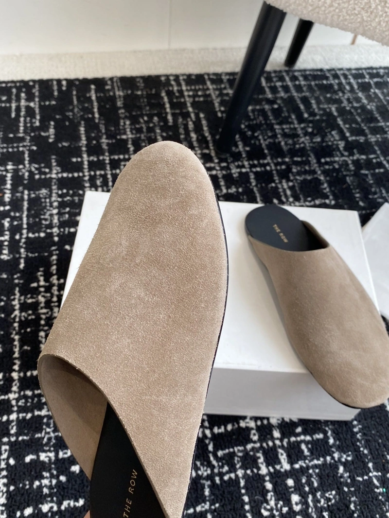 Elegant Othxr Slippers 214992