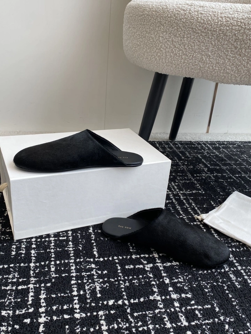 Fashionable Othxr Slippers 214989