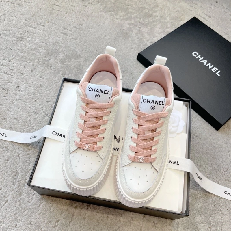 Bold Chxnxl Sneakers 126009
