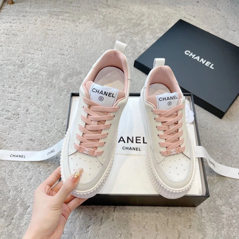 Bold Chxnxl Sneakers 126009
