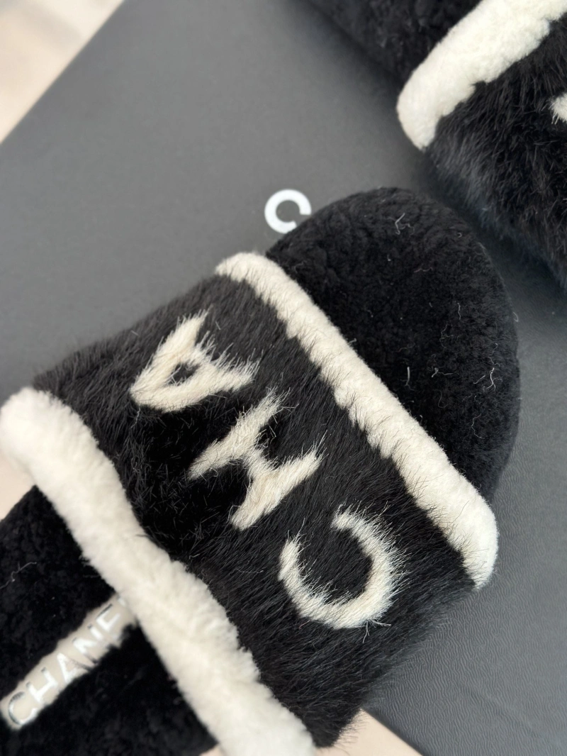 Chxnxl Slippers StreetReady 126192