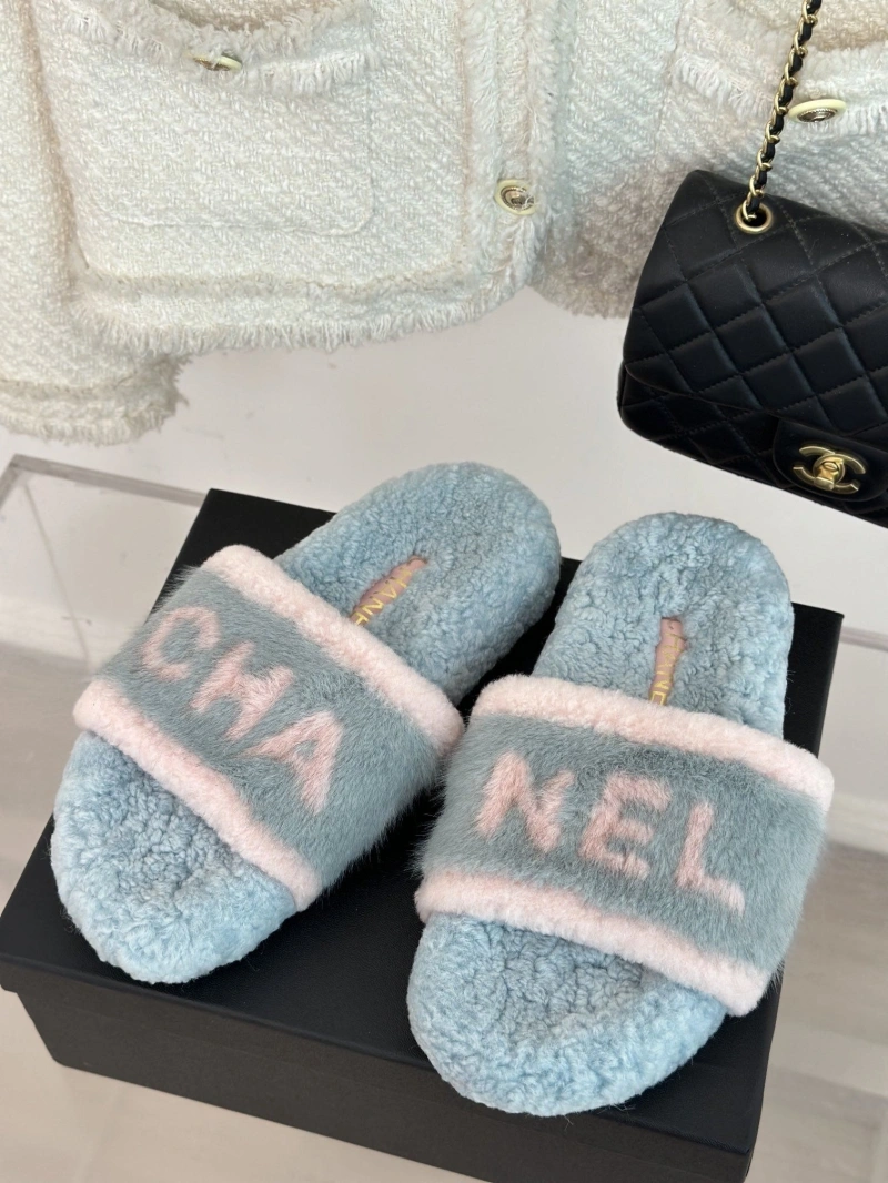 Comfortable Chxnxl Slippers 126188