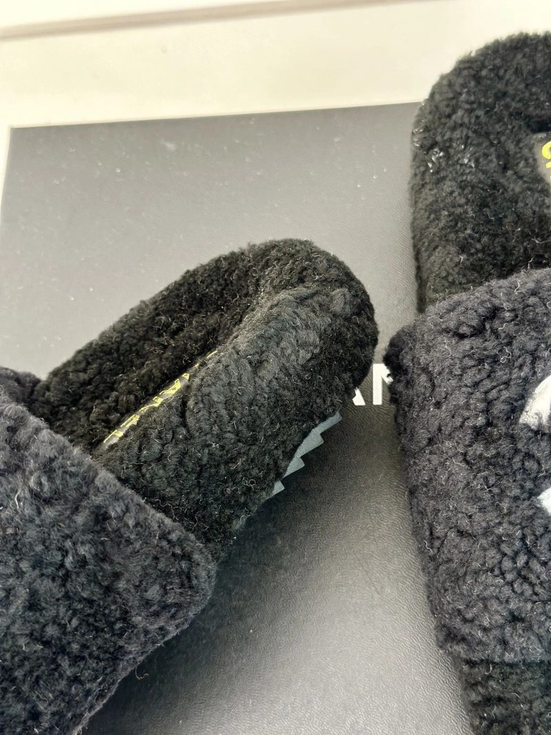 Chxnxl Slippers Refined 126187