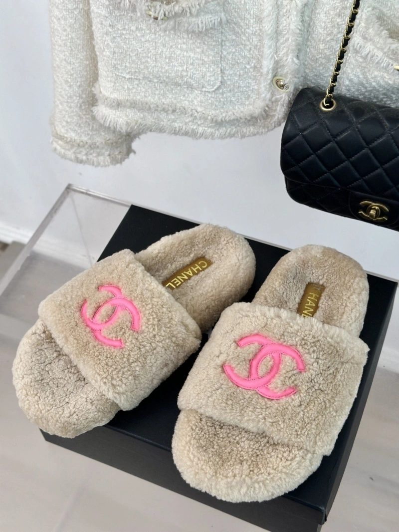 Reliable Chxnxl Slippers 126186