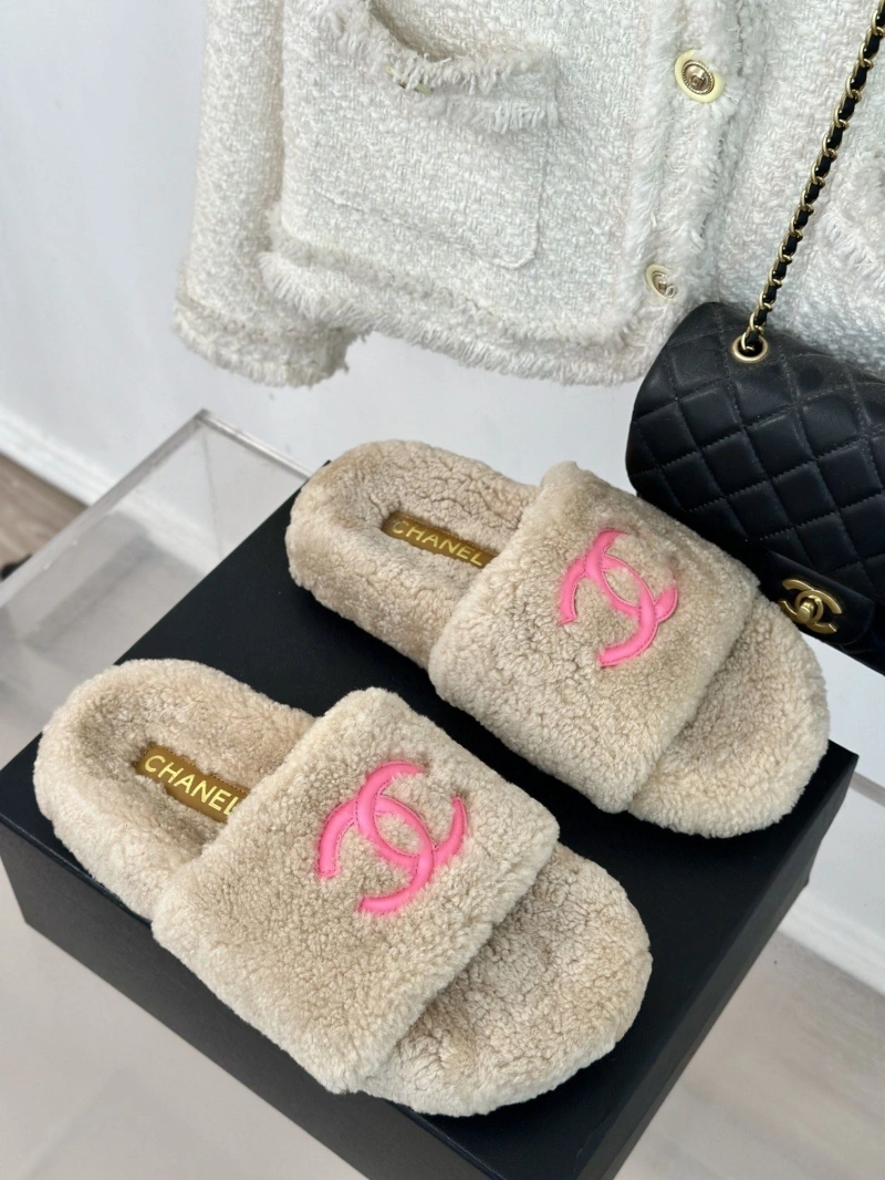 Reliable Chxnxl Slippers 126186