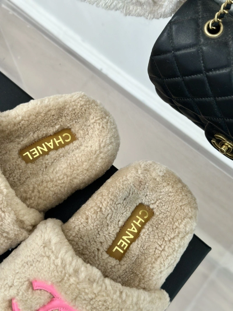 Reliable Chxnxl Slippers 126186