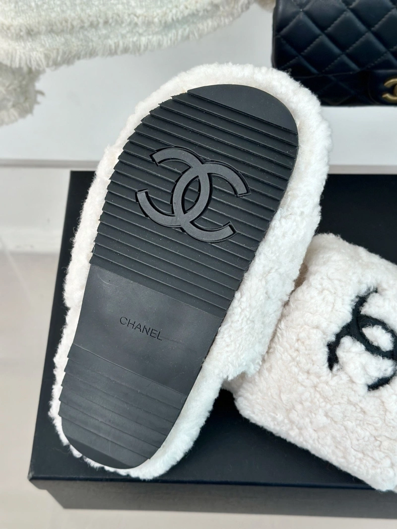 Chxnxl Slippers StreetReady 126185