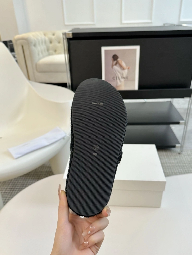 Othxr Slippers Resilient 214982