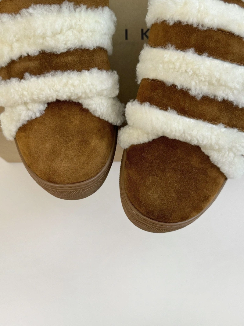 HighQuality Othxr Slippers 214972