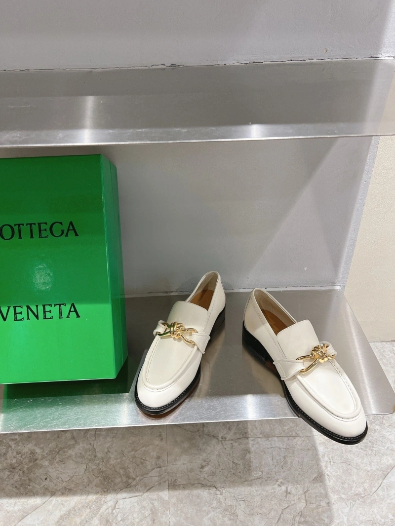 Bxttxga Vxnxta Leather Shoes WellDesigned 113093