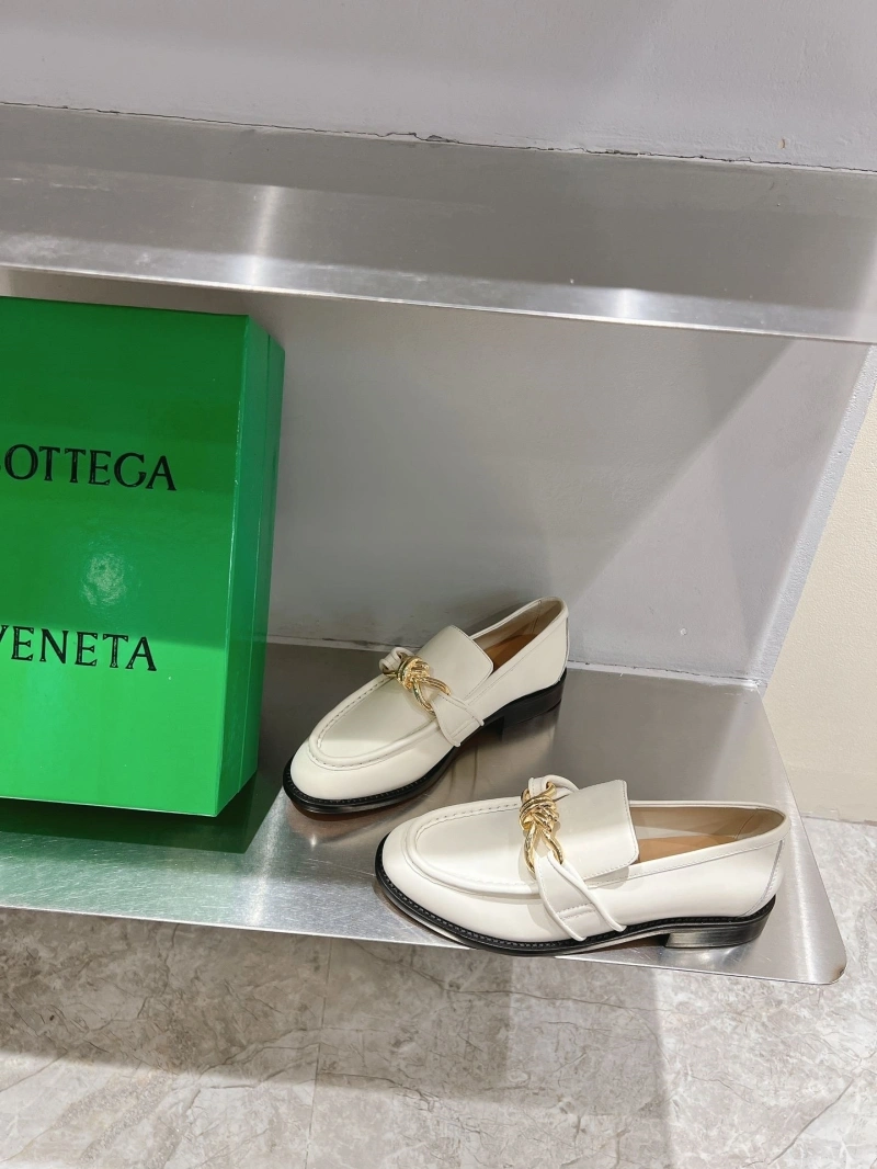 Bxttxga Vxnxta Leather Shoes WellDesigned 113093