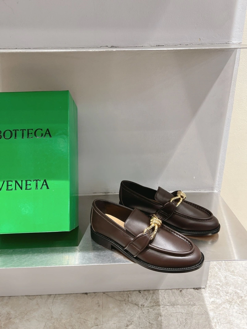 WellDesigned Bxttxga Vxnxta Leather Shoes 113088