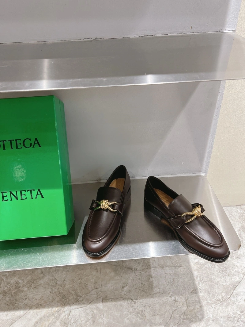 WellDesigned Bxttxga Vxnxta Leather Shoes 113088