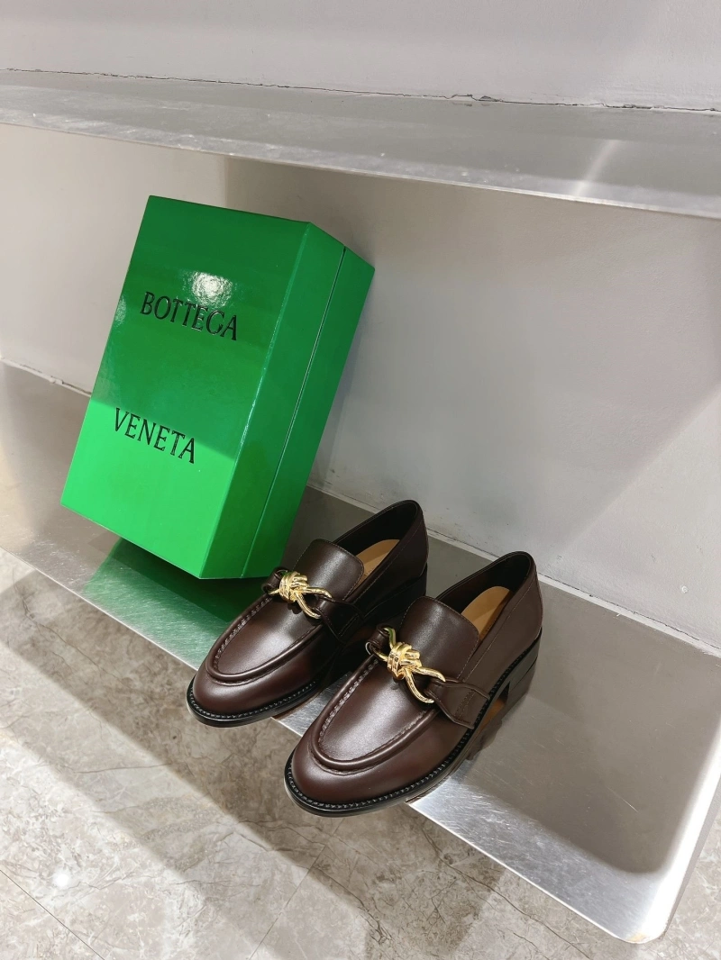 WellDesigned Bxttxga Vxnxta Leather Shoes 113088