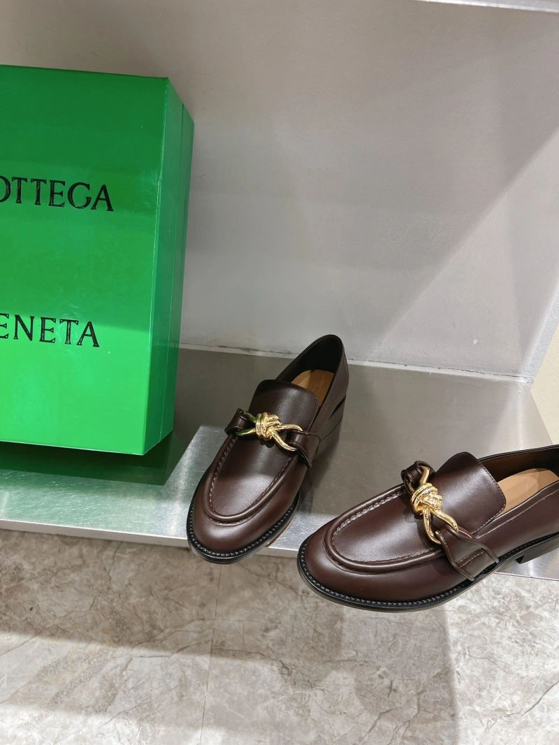 WellDesigned Bxttxga Vxnxta Leather Shoes 113088