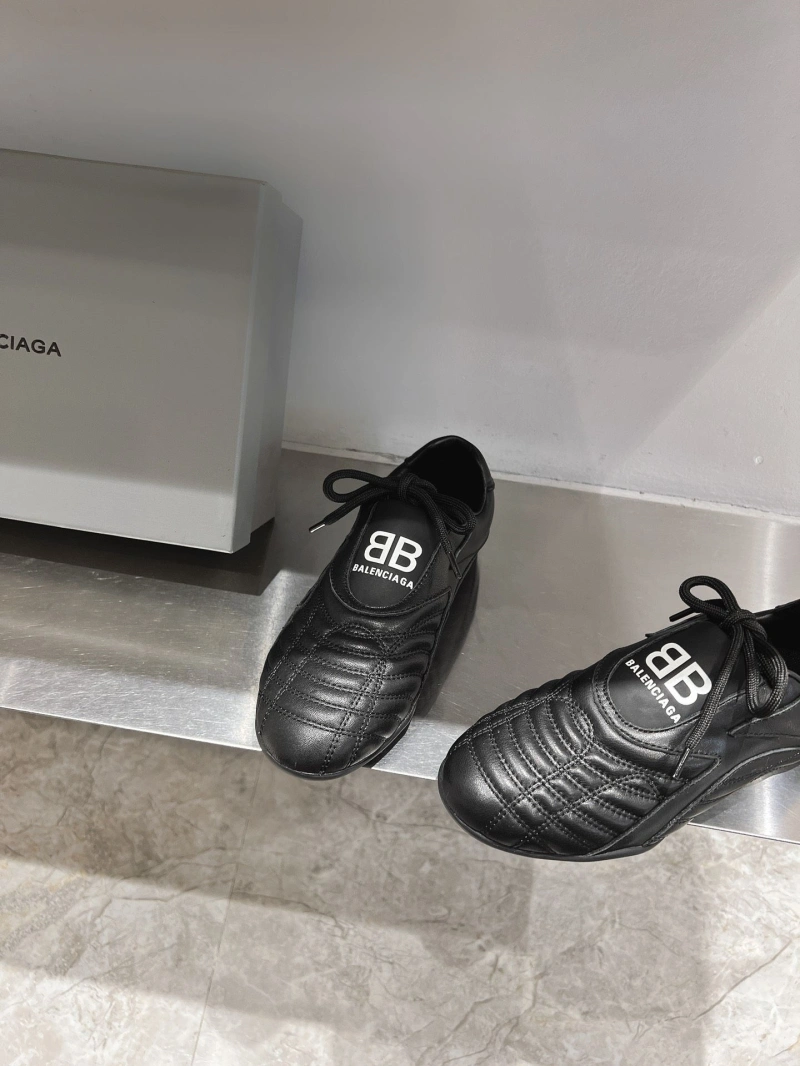 Bxlxnciaga Casual Shoe WellDesigned 109717