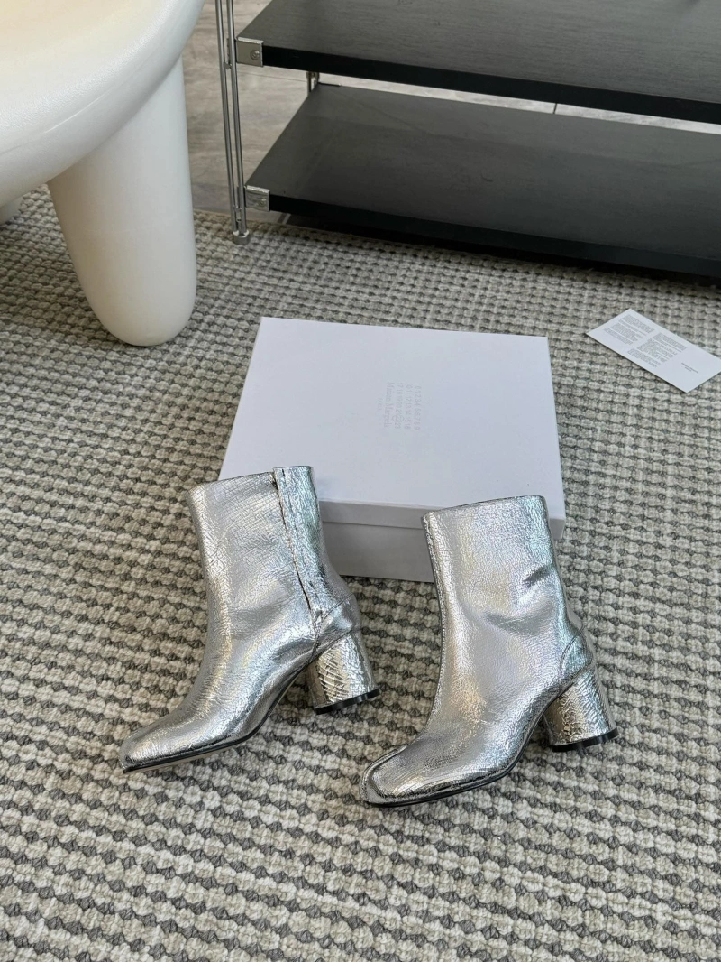 WellDesigned Othxr Boots 215495
