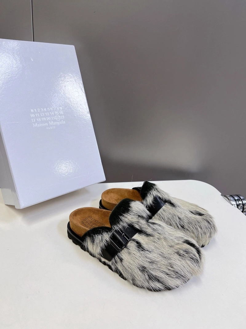 Othxr Slippers Unique 214977
