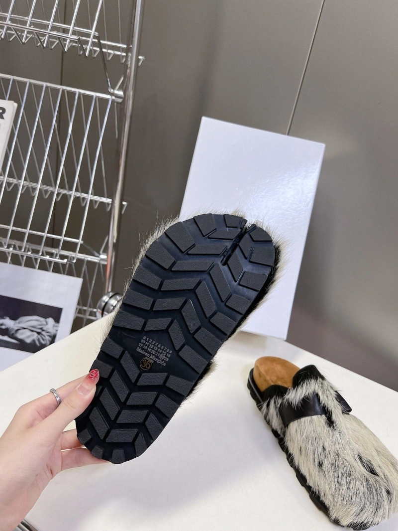 Othxr Slippers Unique 214977