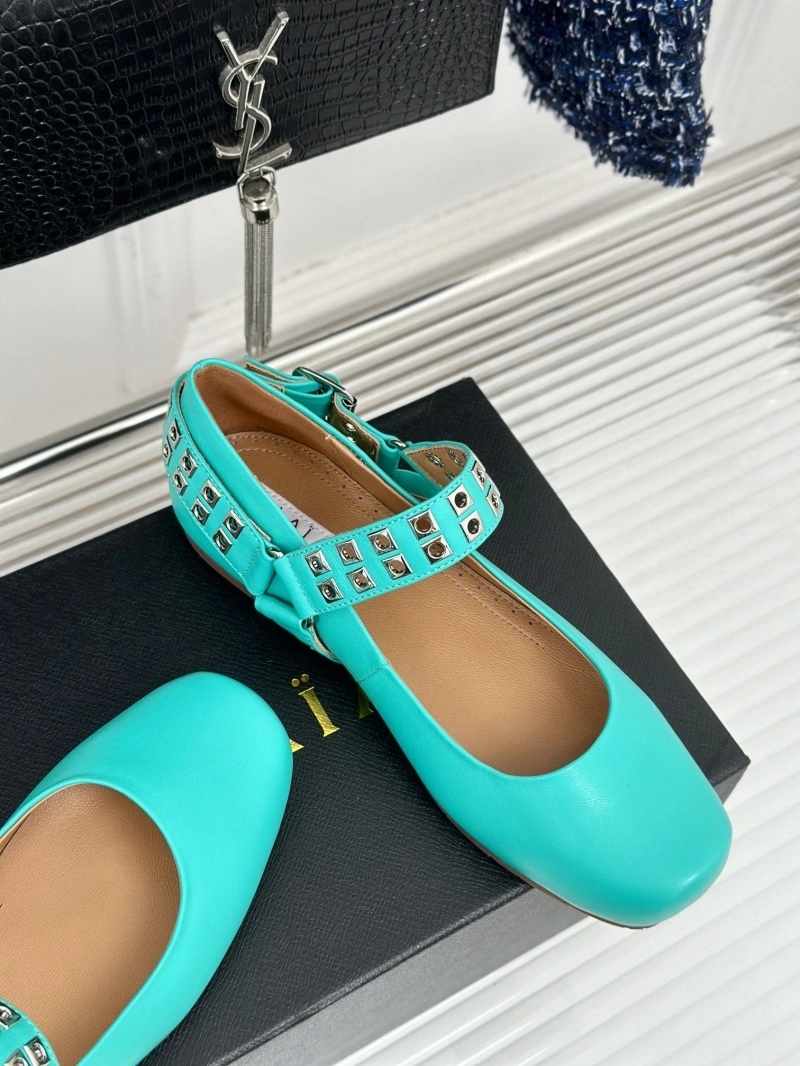 WellDesigned Othxr flat shoes 215117